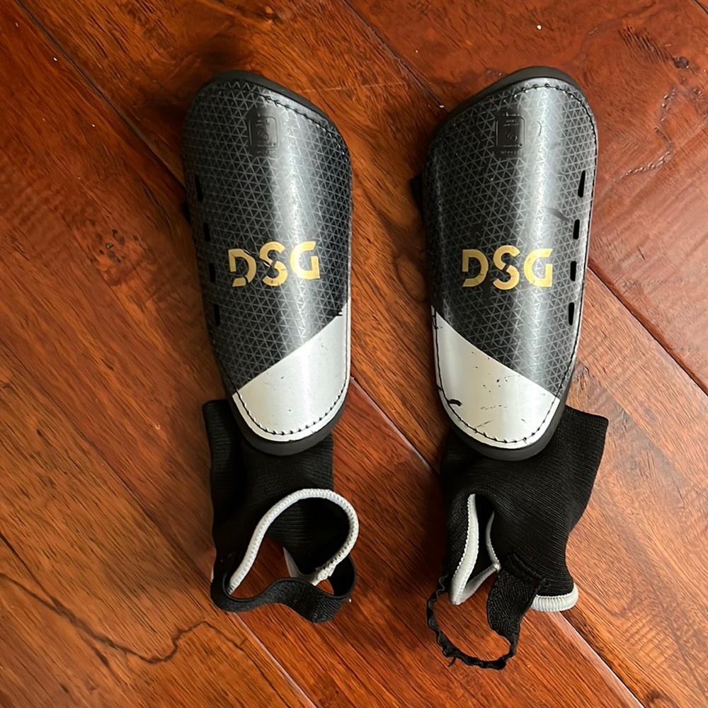 Dsg Shin Gaurds